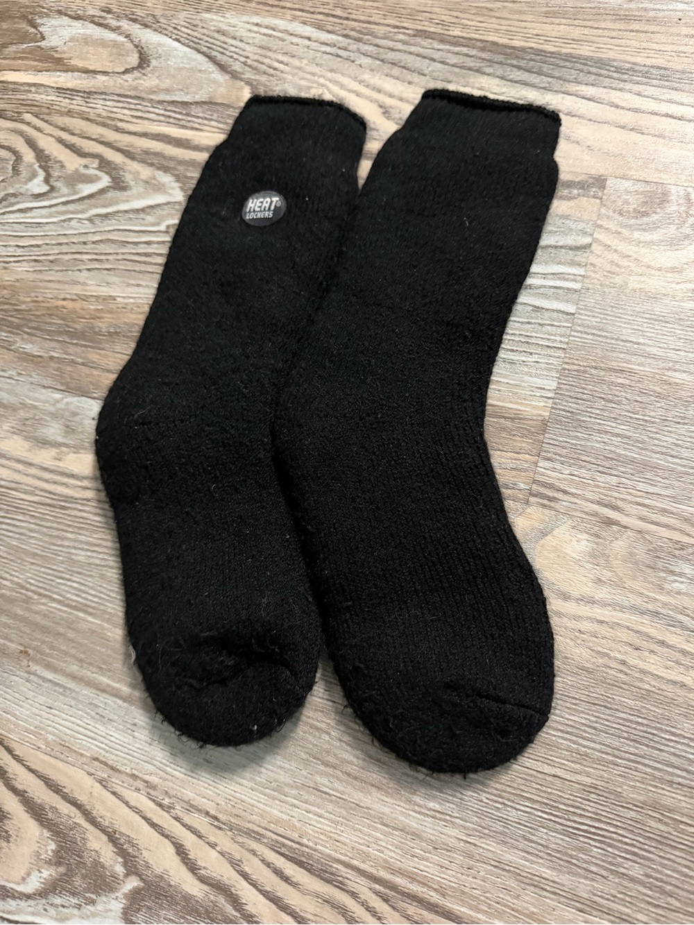 Women’s Black Cozy Heat Retainer Crew Socks